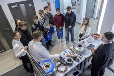 Kosmiczne materiały. Ogólnopolski Dzień Inżynierii Materiałowej