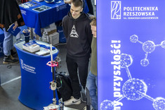 Stoisko Politechniki Rzeszowskiej na targach Edu Salon,