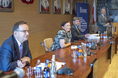Od lewej: W. Ortyl, E. Leniart, prof. P. Koszelnik, prof. J. Sęp.